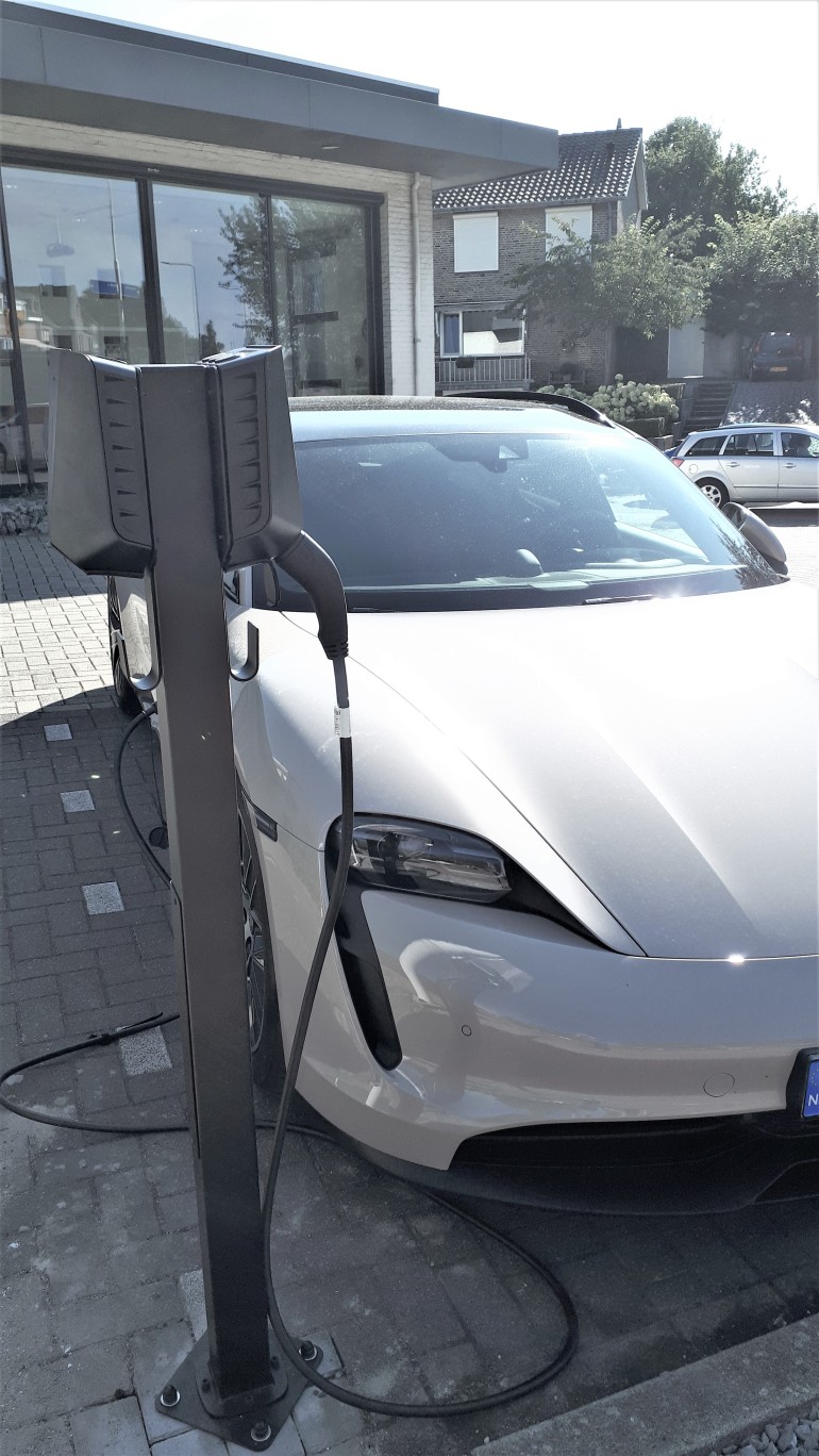  (Electric) charging at Tripolis